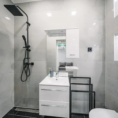 White House Miskolc, Apartment *